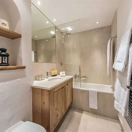 Gotts Penthouse With Mountain View * زيرمات